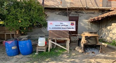 Sahte içki ile kenevir ele geçirildi