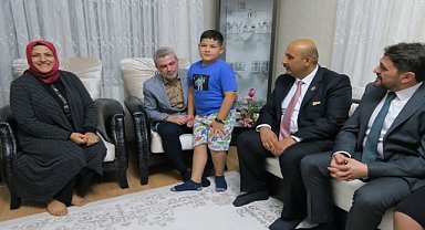 Şehit polisin oğluna sürpriz doğum günü kutlaması