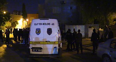 Adana'da sokakta silahlı saldırıya uğrayan kişi öldü
