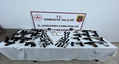 Evinde 24 tabanca ele geçirilen şüpheli yakalandı