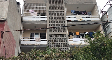 Karısını pompalıyla öldürdü
