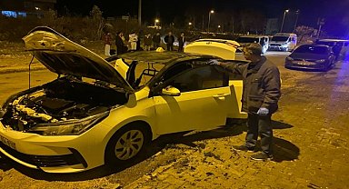 Kundaklanan otomobilde hasar oluştu