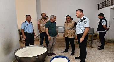 Peynir üreten ruhsatsız iş yeri mühürlendi