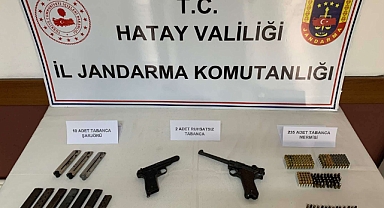Silah kaçakçıları yakalandı