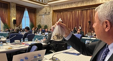 Sümer: Ekonomi madeni para hurdasına döndü