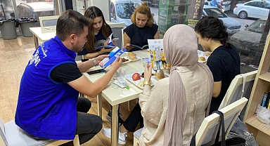 Üniversitelilerin akşam yemeği Seyhan’dan