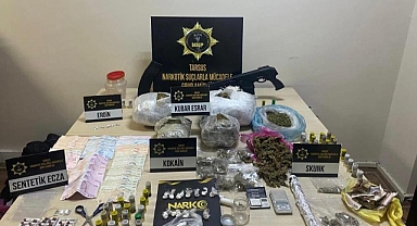 Uyuşturucu satıcıları yakayı ele verdi