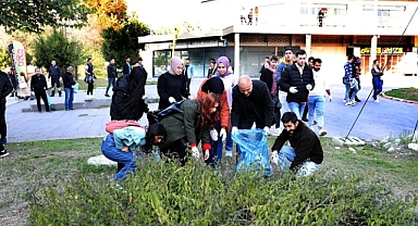 ÇÜ’de kampüs temizleme kampanyası
