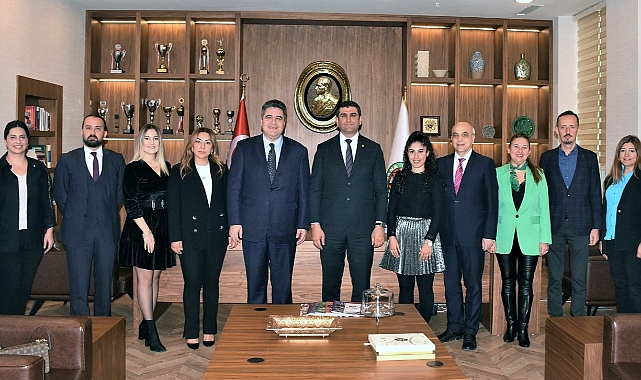Eczacılardan Baroya ziyaret