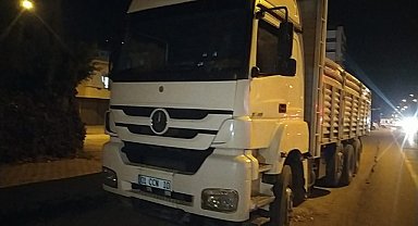 Kamyonla çarpışan motosikletin sürücüsü yaralandı