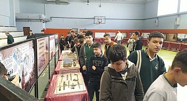 Kozan'da "Çanakkale Gezici Müzesi" ziyarete açıldı