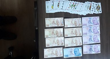Kumar oynayan 3 kişiye 5 bin 457 lira ceza