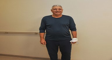 Aortu yırtılan hasta yapay damarla sağlığına kavuştu