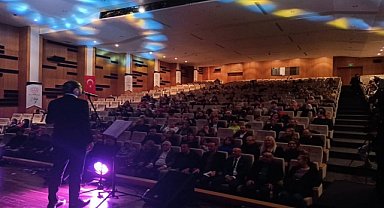 Halk Eğitim Merkezi Korosu konser verdi
