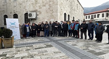 İsveç'te Kur'an-ı Kerim yakılması protesto edildi