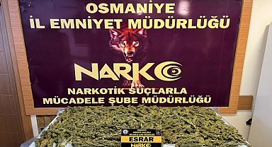 Otomobilinde uyuşturucu bulunan zanlı tutuklandı