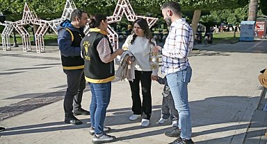 Polis KADES hakkında bilgilendirme yapıyor