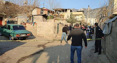 Silahlı kavgada aynı aileden 4 kişi yaralandı