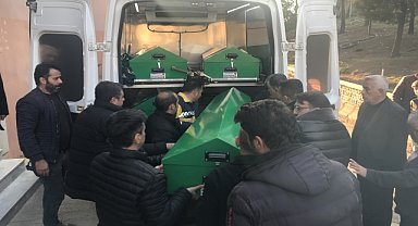 Yaşlı çift evinde ölü bulundu
