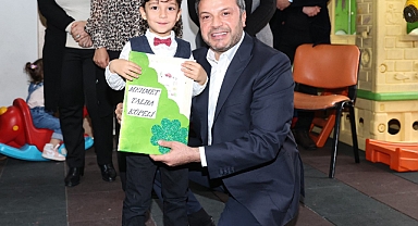 Yüreğir belediyesi kreşlerinde karne heyecanı