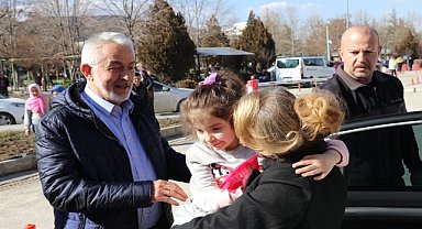 Enkazdan kurtarılan İrem, Isparta'da annesine kavuştu