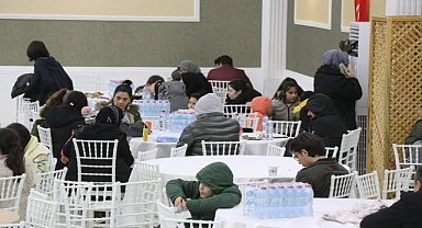 Pozantı'da kamu binaları depremzedelere tahsis edildi