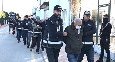 Yıkılan binalarda tutuklu sayısı 12 oldu