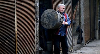 Bakırcılar çarşısında "çekiç sesleri"