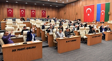 Çukurova’da tarihi meclis oturumu