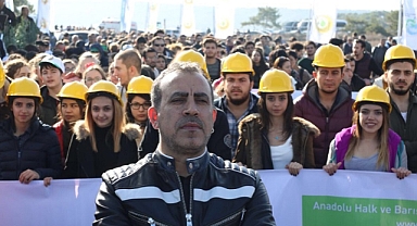 Haluk Levent teşekkürü hak etti