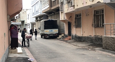 Karısını bıçakla öldüren koca tutuklandı