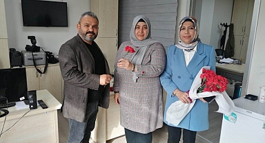 Keçebaş’tan kırmızı karanfil