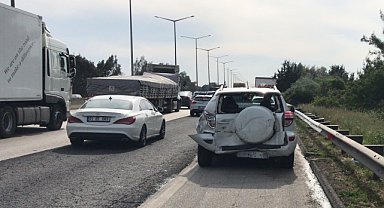 Adana'da aynı yoldaki 3 kazada 2 kişi yaralandı