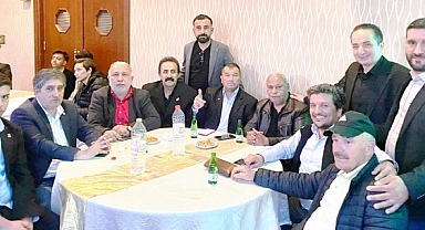 Akbulut ve Dura Ailesinin Mutlu Günü