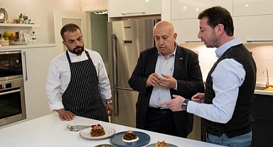 Aynı sofradayız
