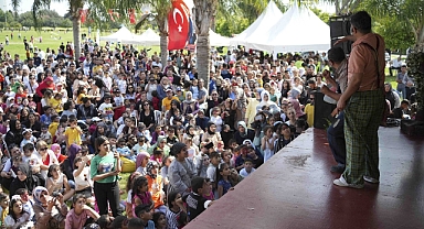 Çocuklar gönüllerince eğlendi