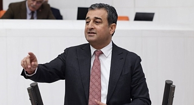“Ekonominin düzelmesi iktidarın gitmesine bağlı”