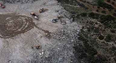 Günde yaklaşık 15 bin kamyon moloz taşınıyor