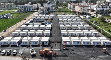Konteyner evler depremzedelere teslim edilmeye başlandı