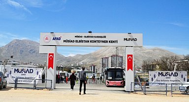 MÜSİAD'ın kurduğu konteyner kentte yaşam başladı