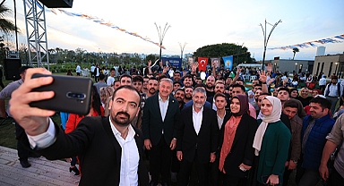 Nebati, gençlerle buluştu: