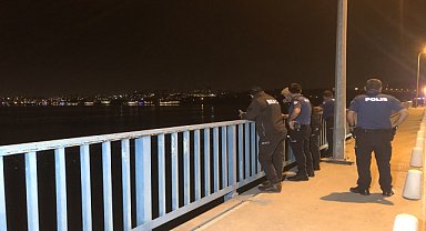Adana'da baraj gölüne düşen kişi kayboldu
