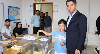 Ay: Rabb'im her şeyin hayırlısını nasip etsin