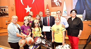 Çevreyi korudular ödülleri aldılar