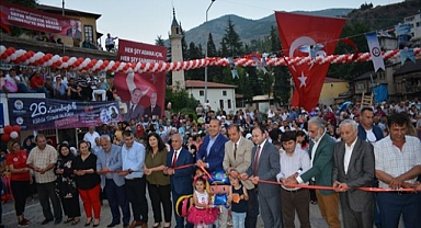 Yeni eğilim: Çifte açılış!