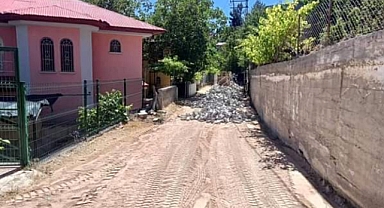 Akçatekir yollarına parke