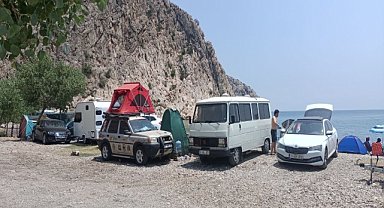 Sit alanındaki çadır ve karavanlar kaldırılıyor