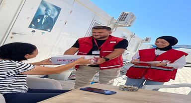 Türk Kızılay 3 bin 482 depremzedeye kurban eti dağıttı