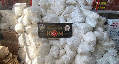 25 milyon 830 bin makaron ele geçirildi