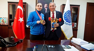 Seyhanlı Sara Yenigün Avrupa 2.’si oldu